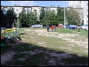 двор